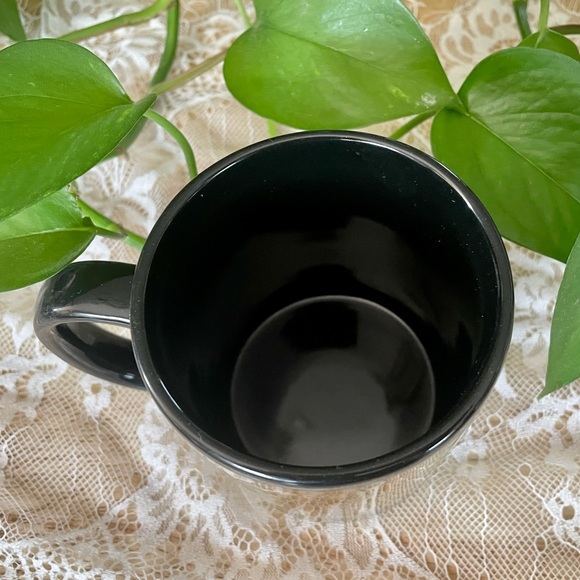 Lawrence Technological University coffee / tea cup - Picture 5 of 5